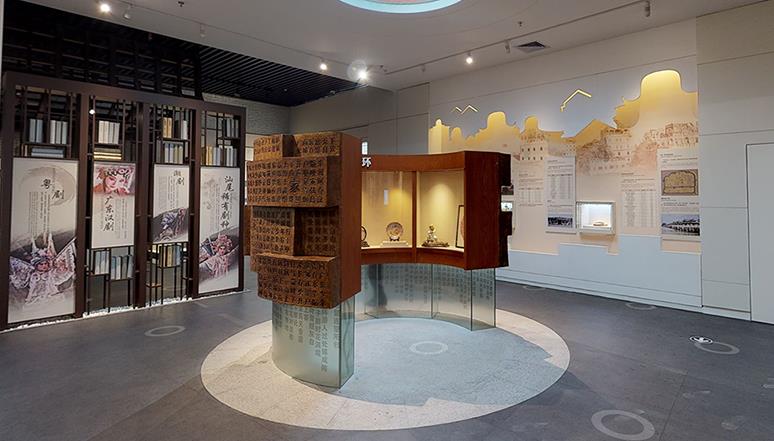 虛擬展廳對比實體展廳 虛擬展廳.jpg